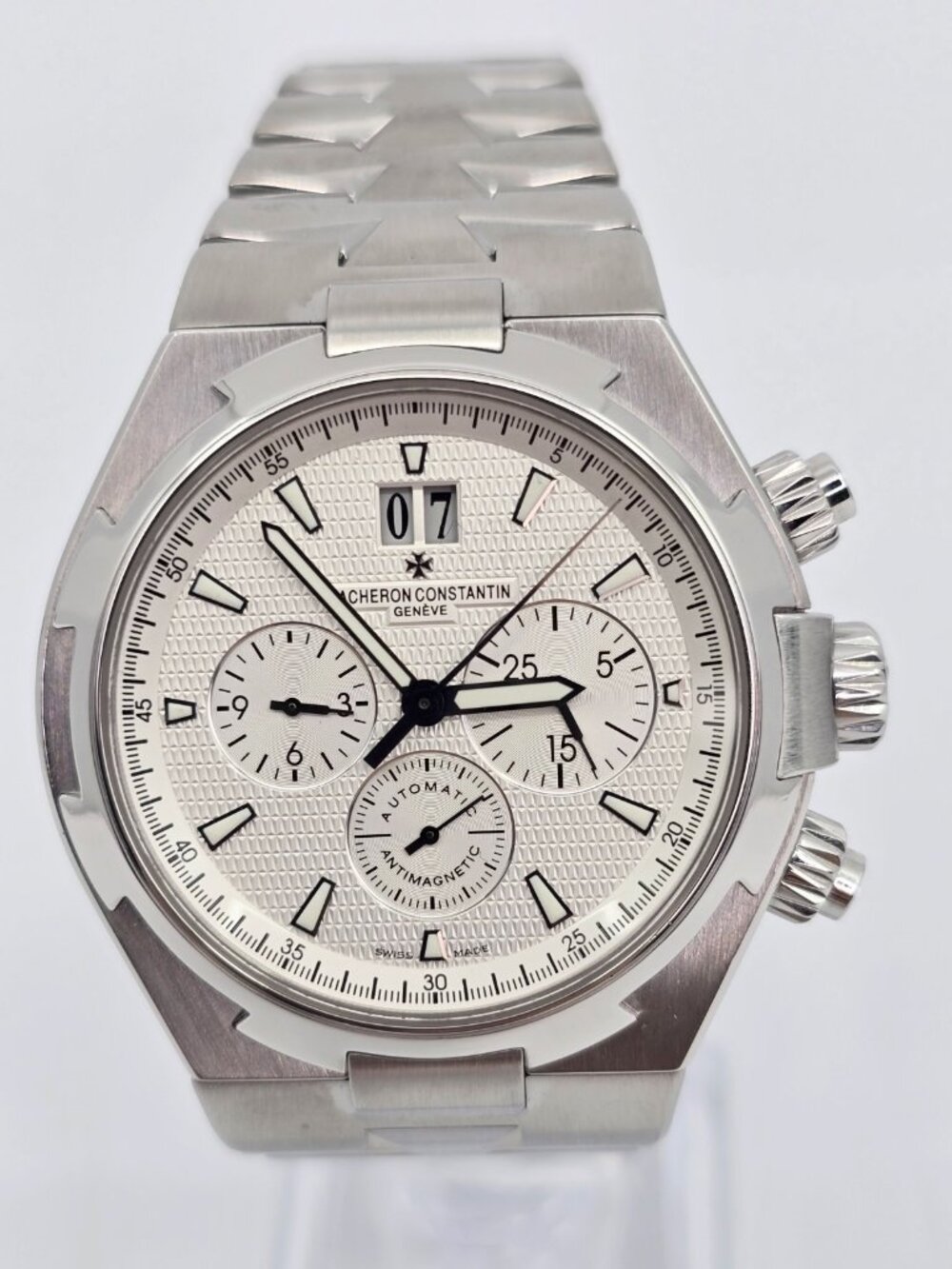 Vacheron Constantin Overseas Chrono Steel Auto 42mm Watch 49150/B01A-9095 Papers